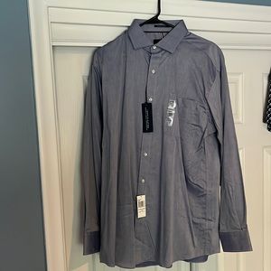 NWT Tommy Hilfiger Mens Button Down - Large